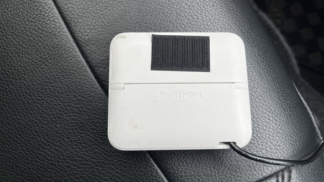 SwitchBot CO2センサー実機 裏面ベルクロ
